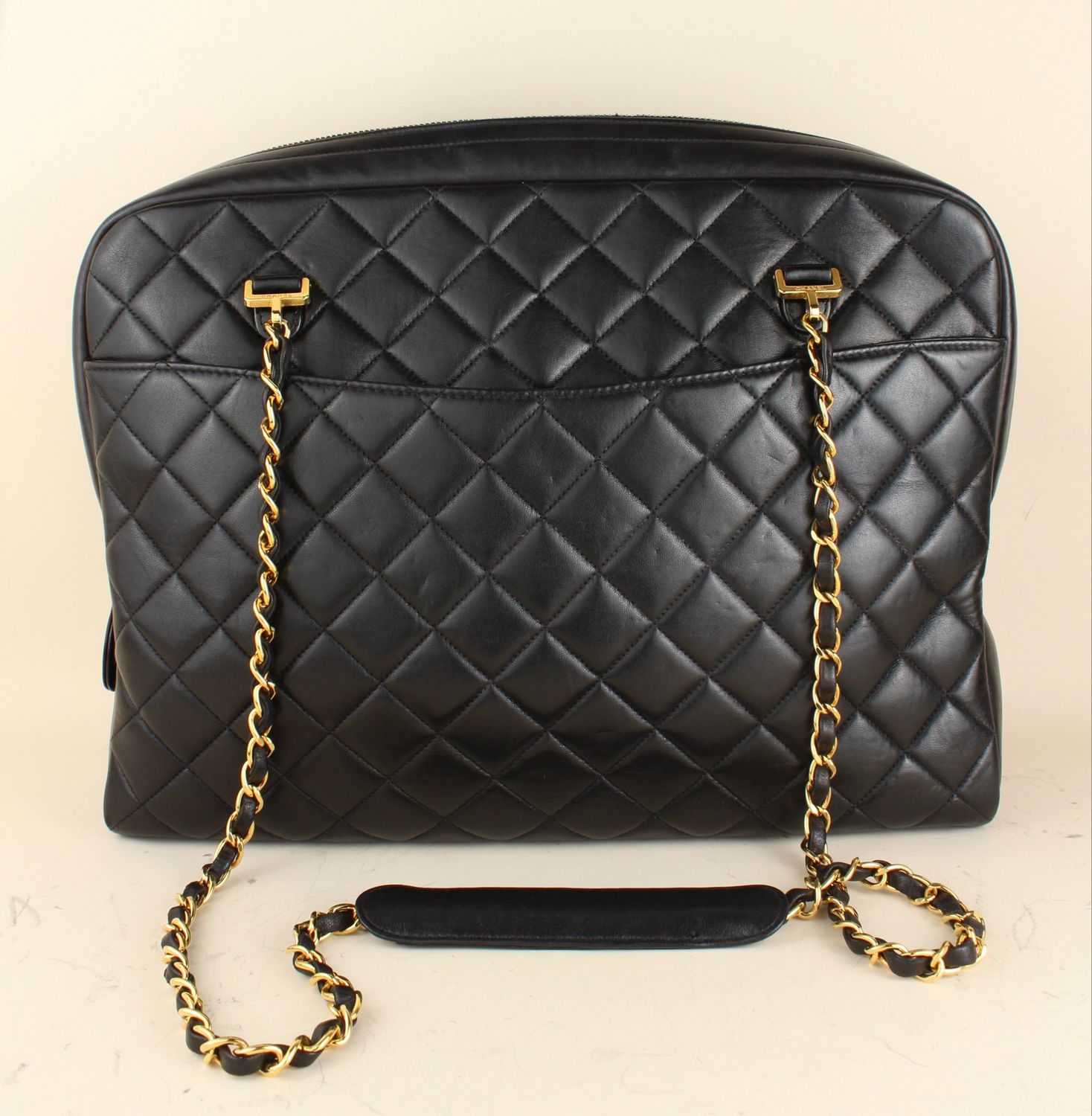 Chanel Shopper