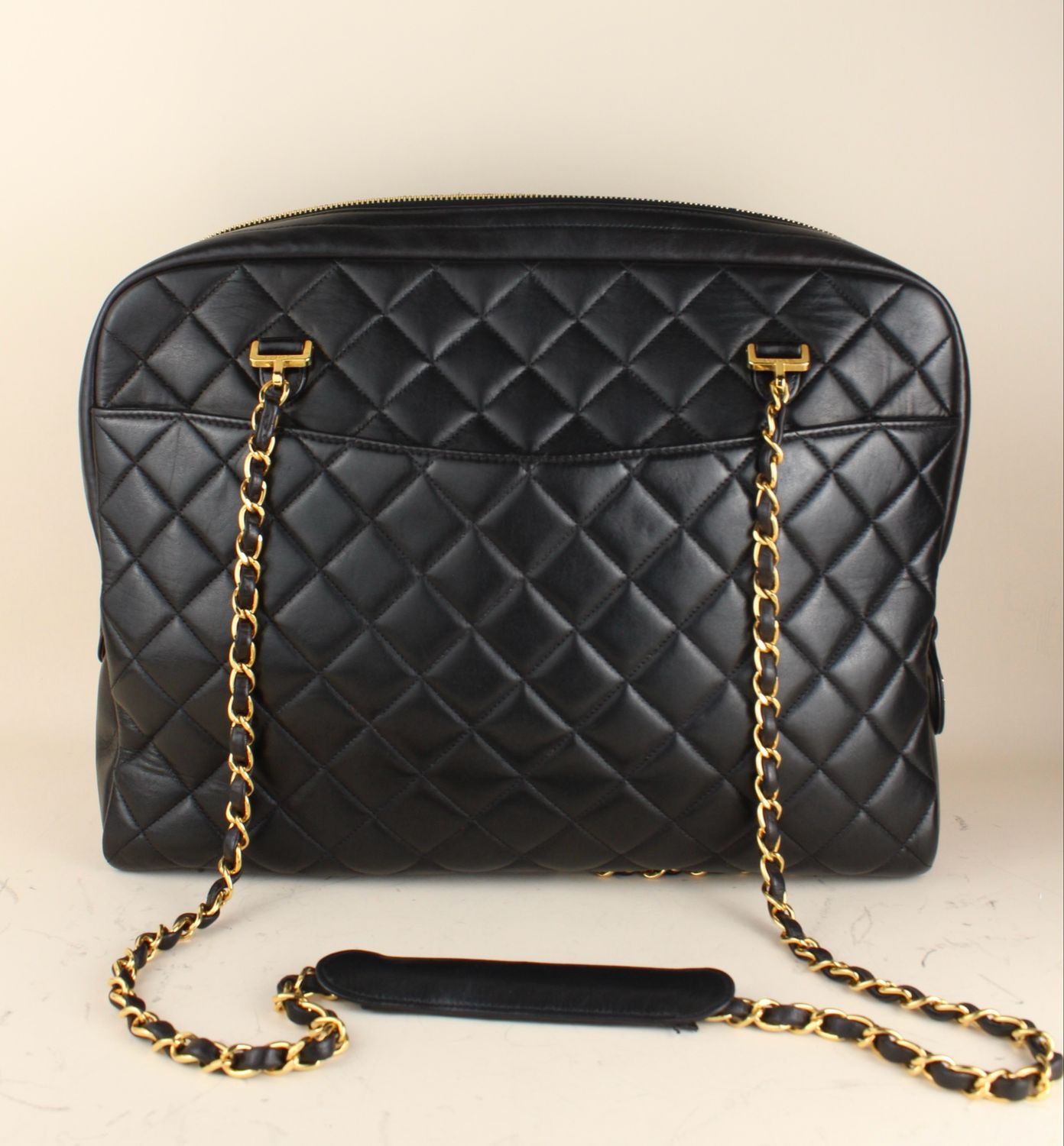 Chanel Shopper