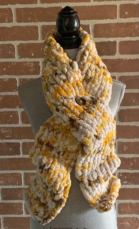 Golden Breeze Scarf
