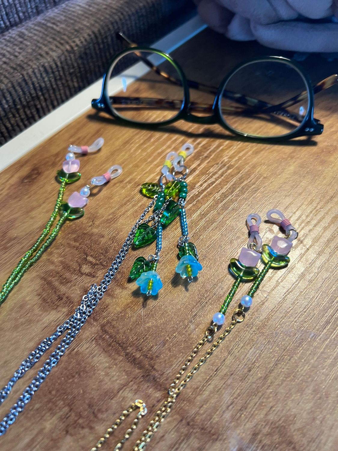 Spring Glasses Chains