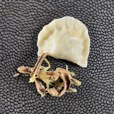 Pieróg z kapustą i grzybami, 1 szt.