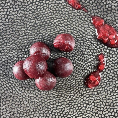 Buraczki w miodzie z wiśniami