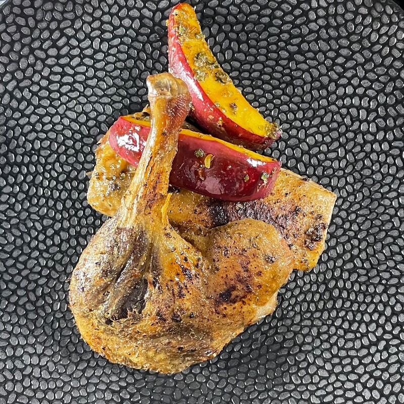 Kaczka połówka, jabłka z majerankiem