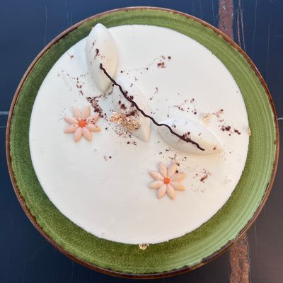 Sernik z białą czekoladą