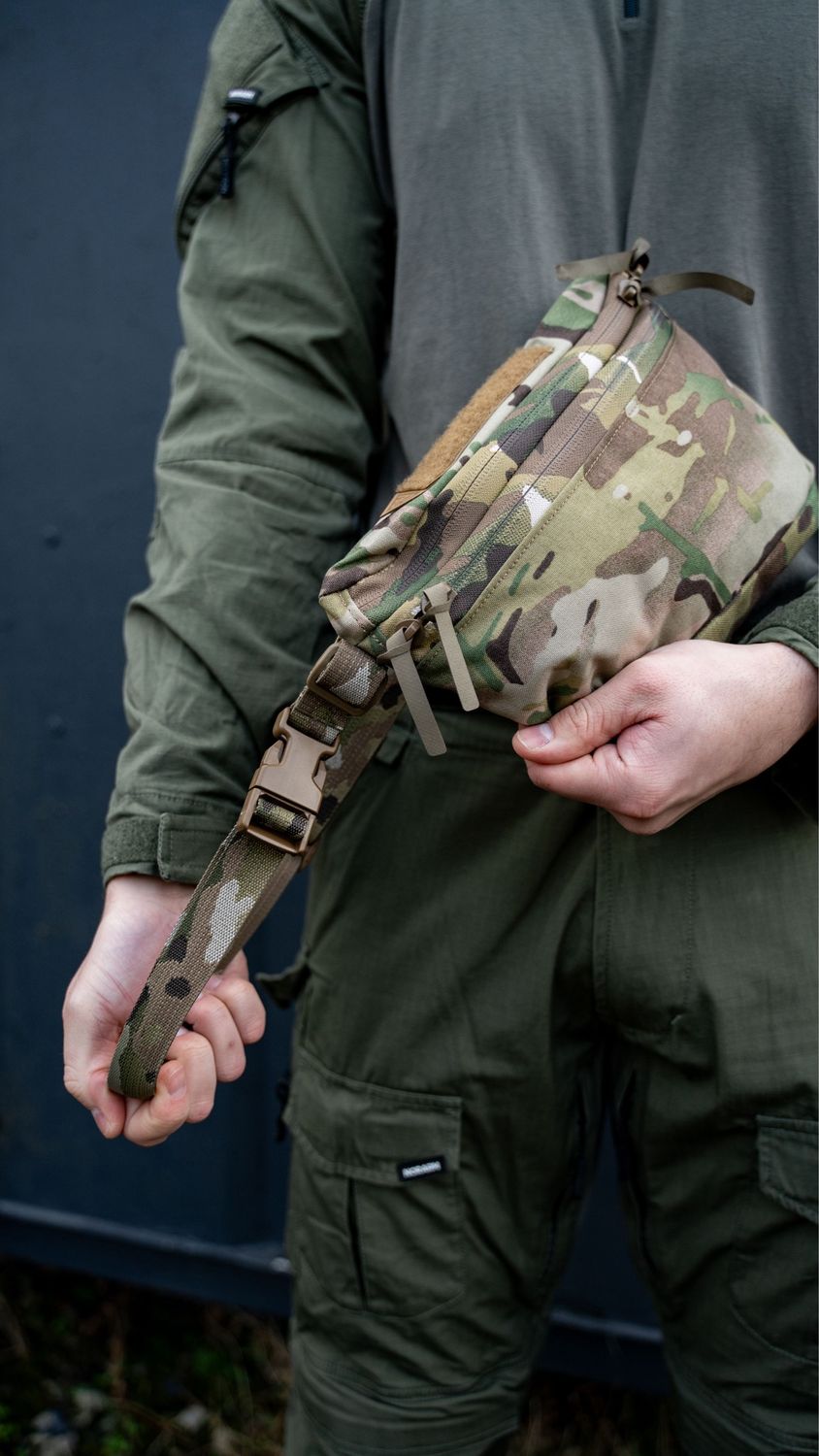 C2R FAST Drop Down Utility Pouch - With Strap