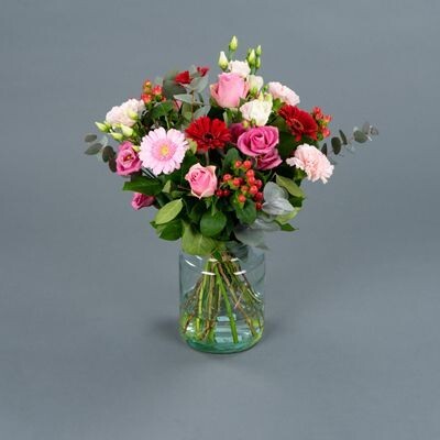 Valentijnsboeket in roze en witte tinten