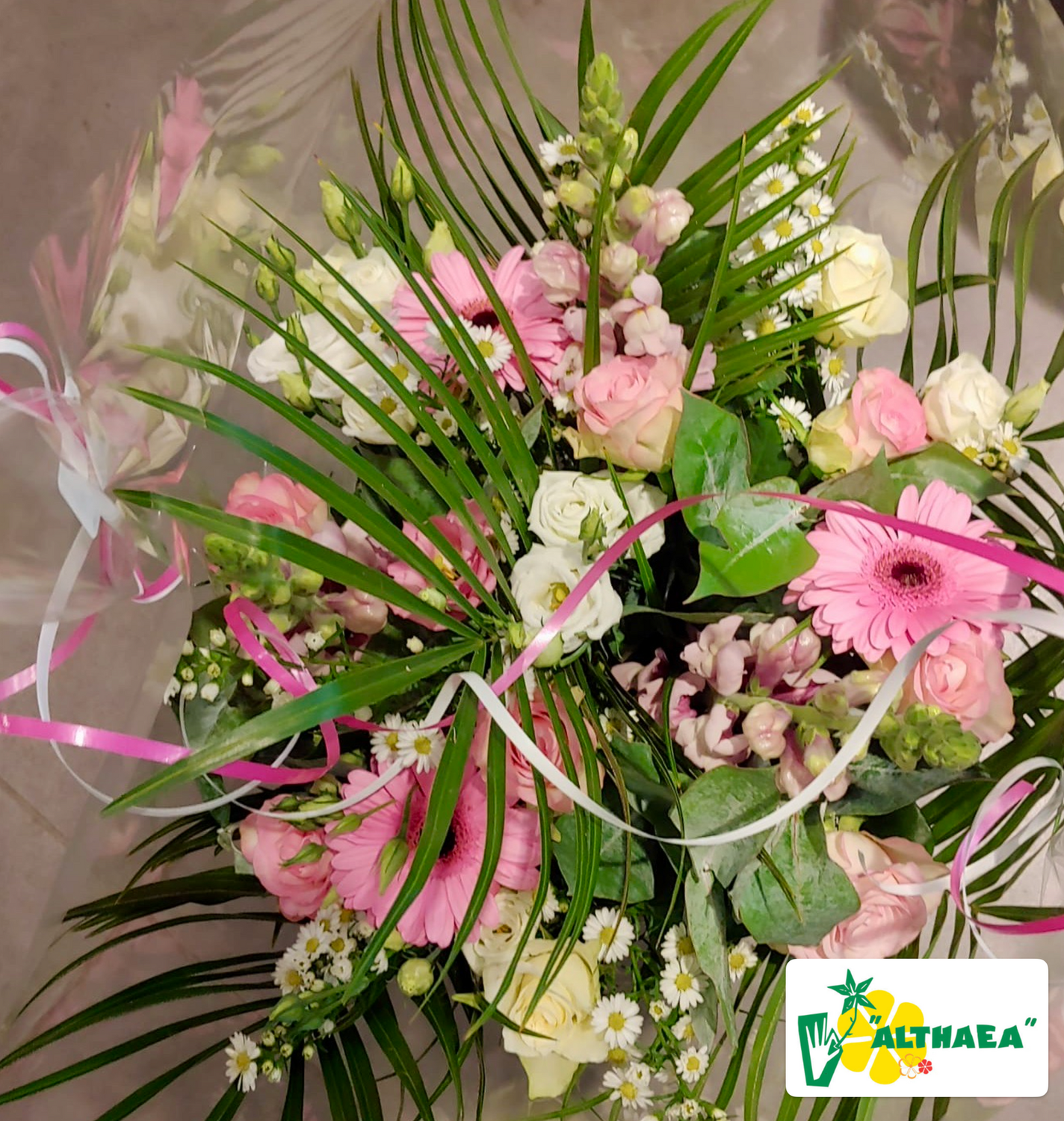 Boeket met rose en wit