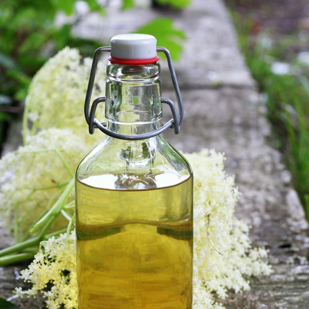 Holunderblütensirup