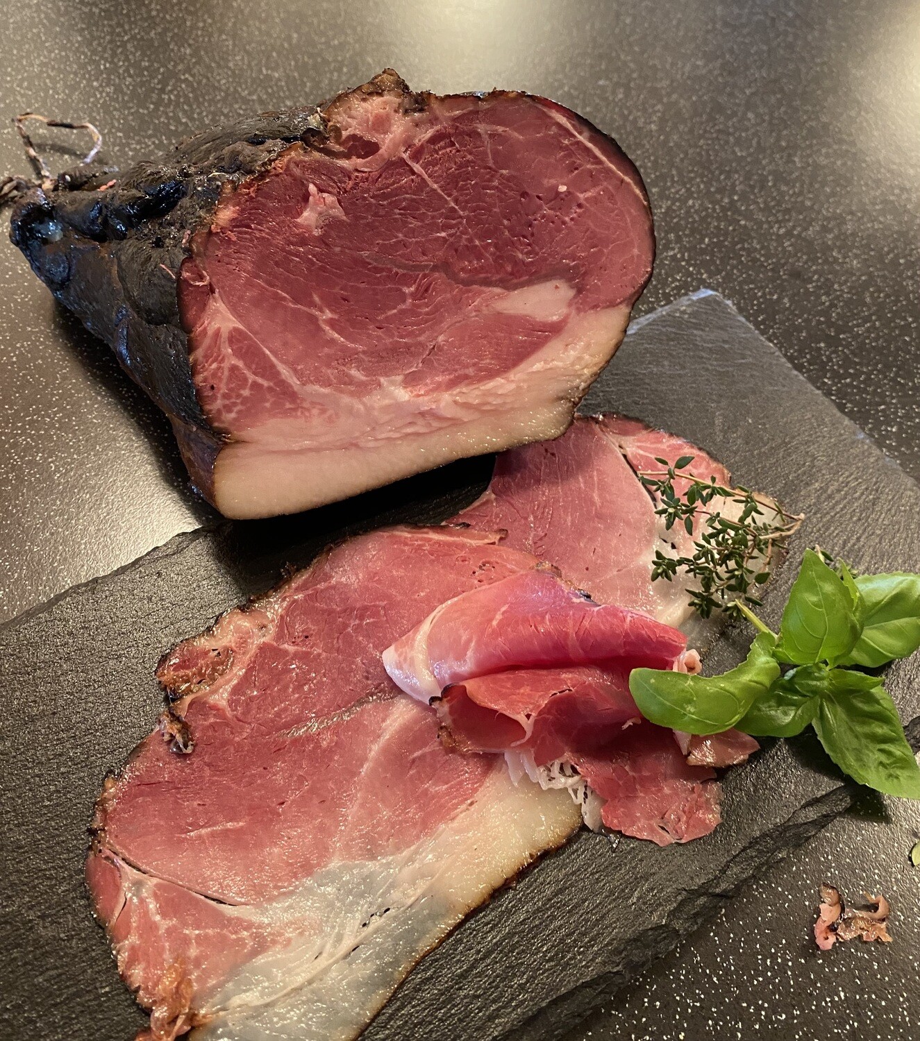 &quot;Osterschinken&quot; vom Wollschwein