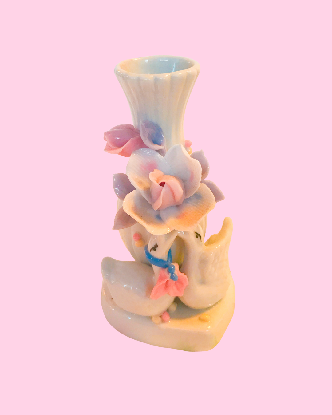 Vintage 4 inch Swan Vase with Flower &amp; Heart Shaped Bottom