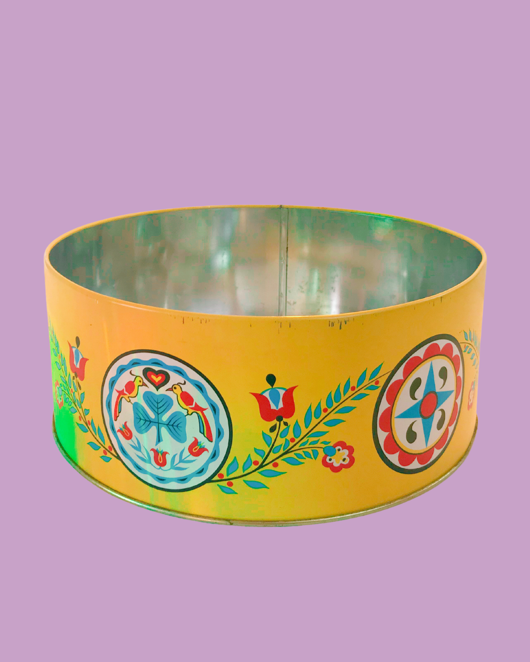 Vintage Yellow Tin - No Lid - Circle 10 inches across x 4 inches tall