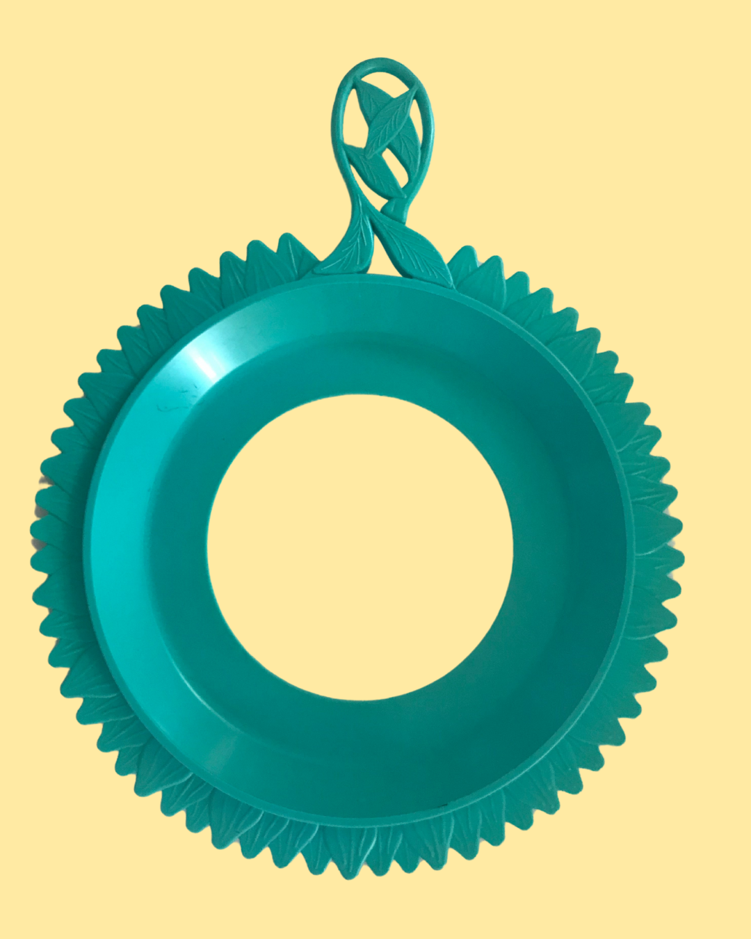 Vintage Turquoise Paper Plate Holder with Handle
