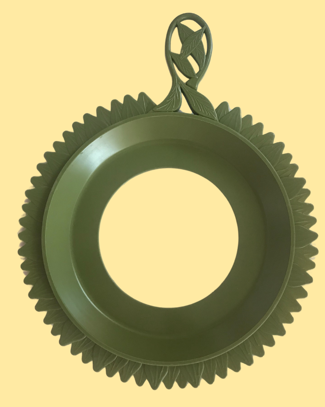 Vintage Olive Green Paper Plate Holder with Handle