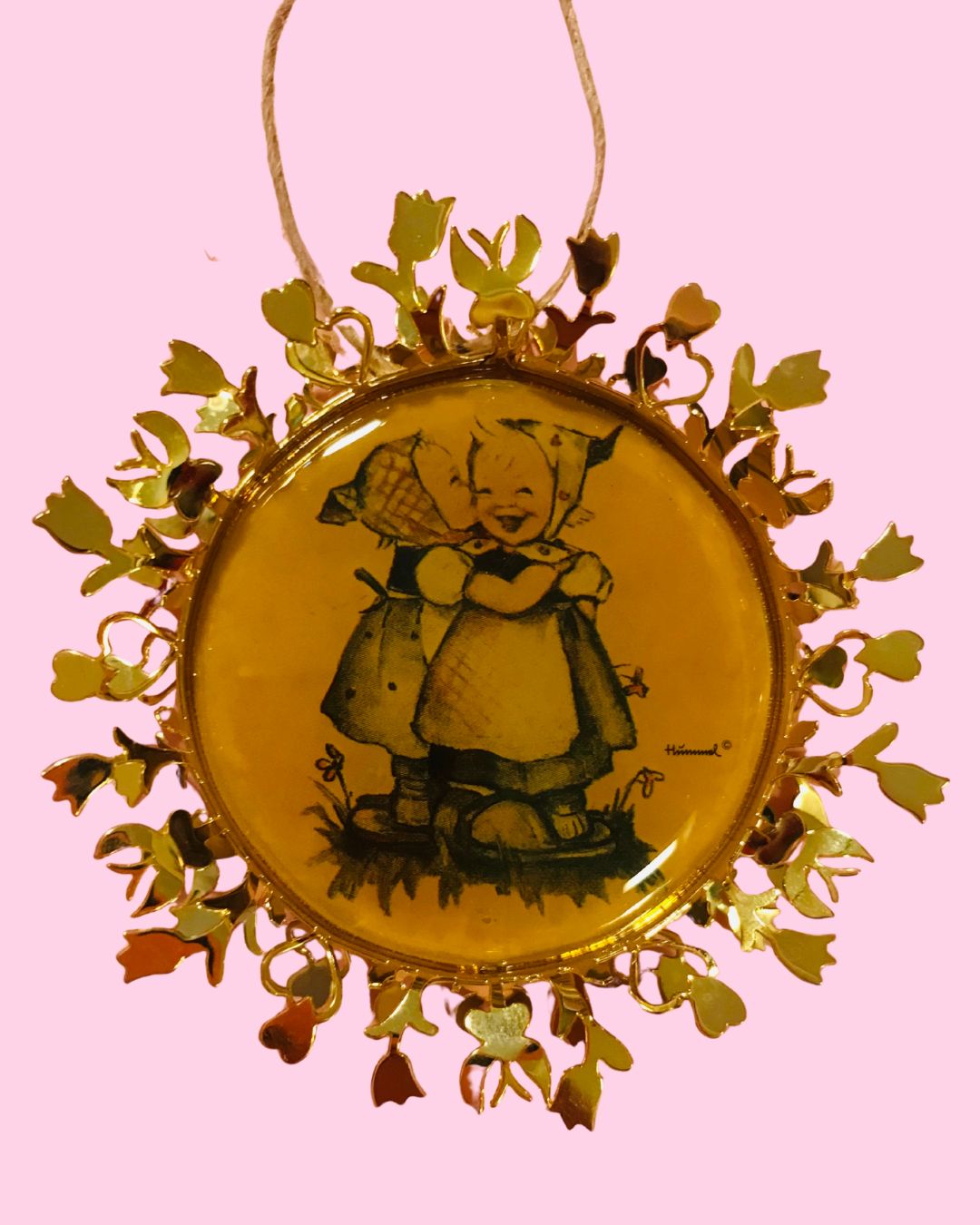 Vintage Hummel 24K Gold &quot;Telling Her A Secret&quot; Ornament (1930&#39;s)