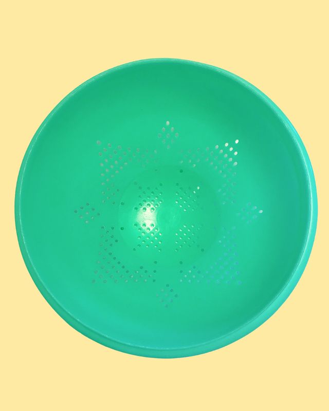 Vintage Tupperware Colander