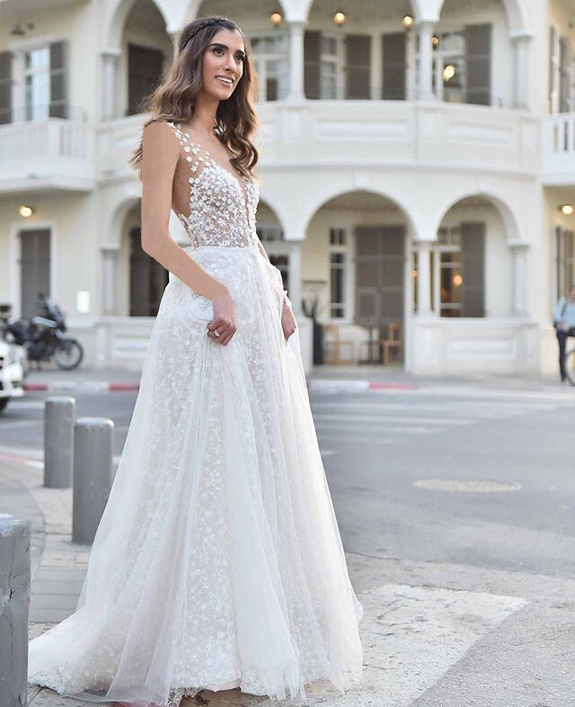 New Women&#39;s Dress Sexy V-neck See-through Dress