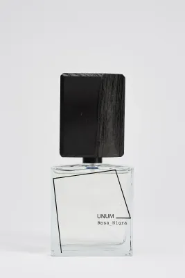 Rosa Nigra extrait de parfum 100 ml Rosa Nigra extrait de parfum 100 ml