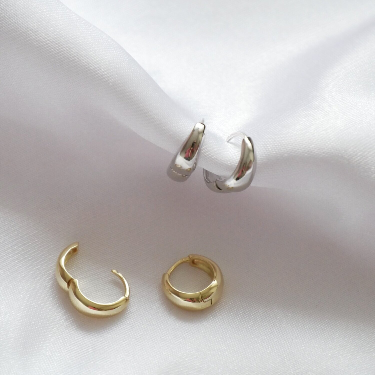 Oorbellen | Chunky ear huggies goud/zilver