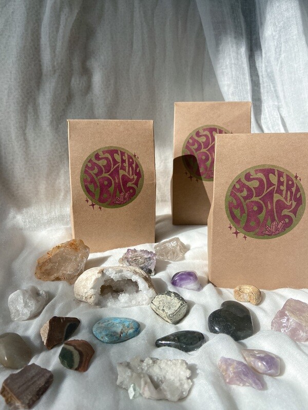 Mystery bag | 500 gram edelstenen incl. 1 fossiel