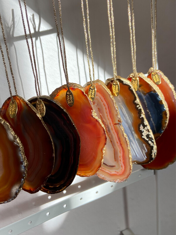 Agaat kerstornament (kerstbal) ROOD/DONKERBUIN