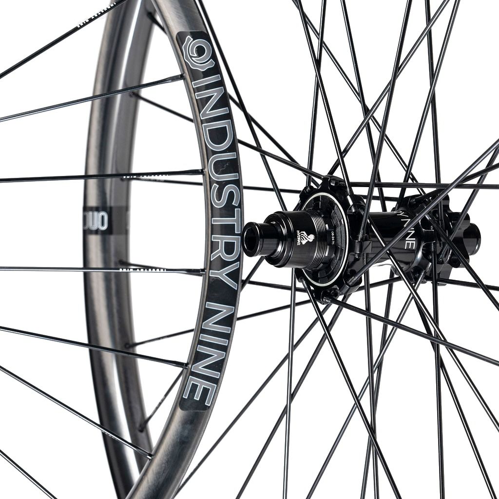 I9 HYDRA2 TRAIL CARBON 29 Wheelset Black*