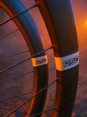 Solix R50 Road Carbon Custom