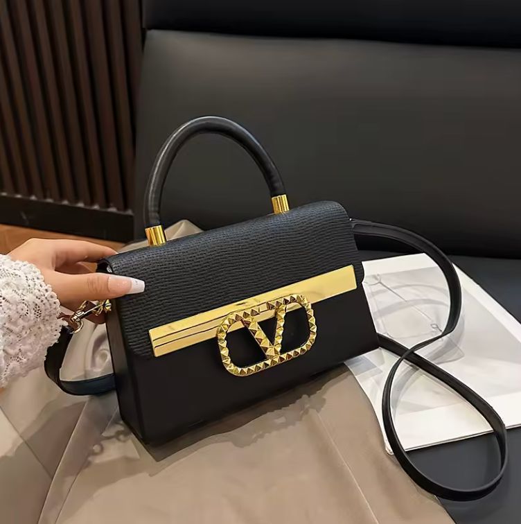 Fashionable Women's Shoulder Bag Leather Handbags By Famous Desinger Luxury Brand Popular Classic Elegant For Ladies