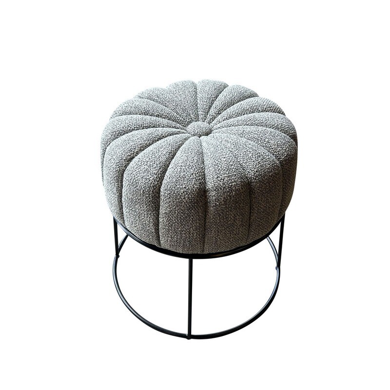 Pulo Stool, Funky