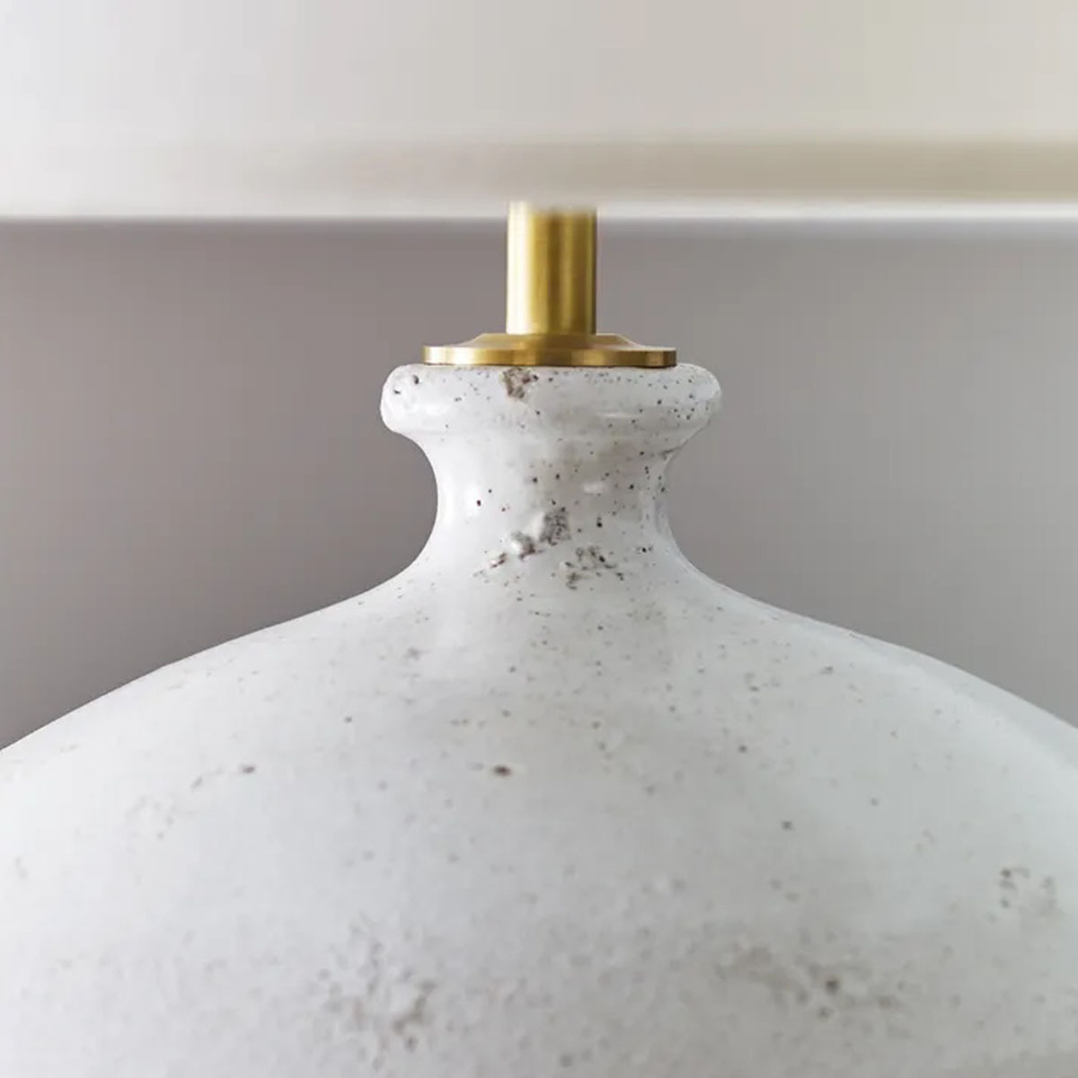 Gaios Table Lamp