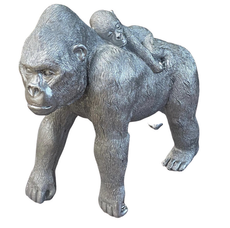 Gorilla mommy decor