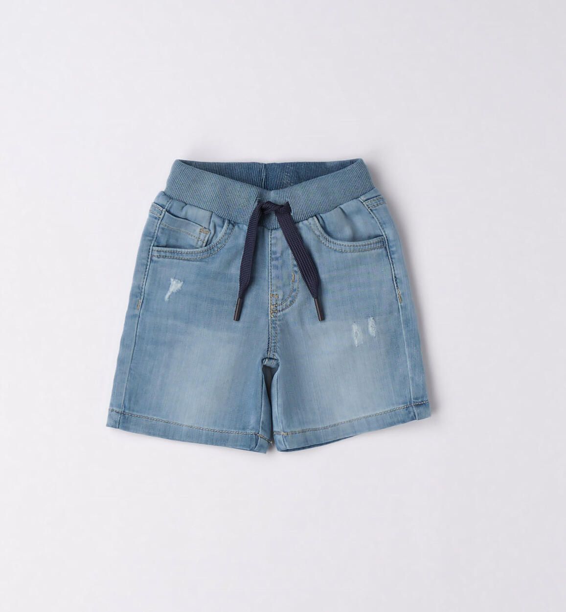 Jeans corto con elastico in vita