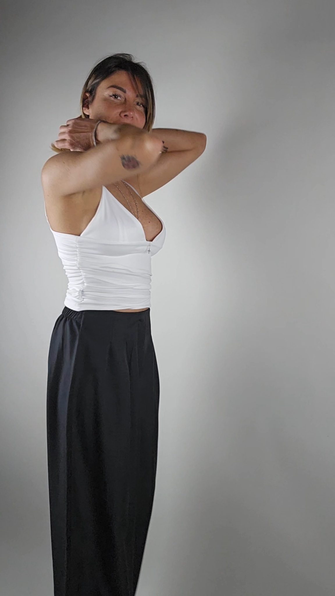 TOP CORTO CON ARRICCIO