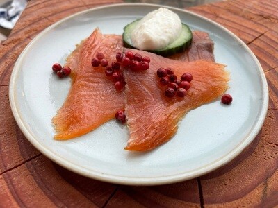 Lachs mit rotem Pfeffer und Meerrettich