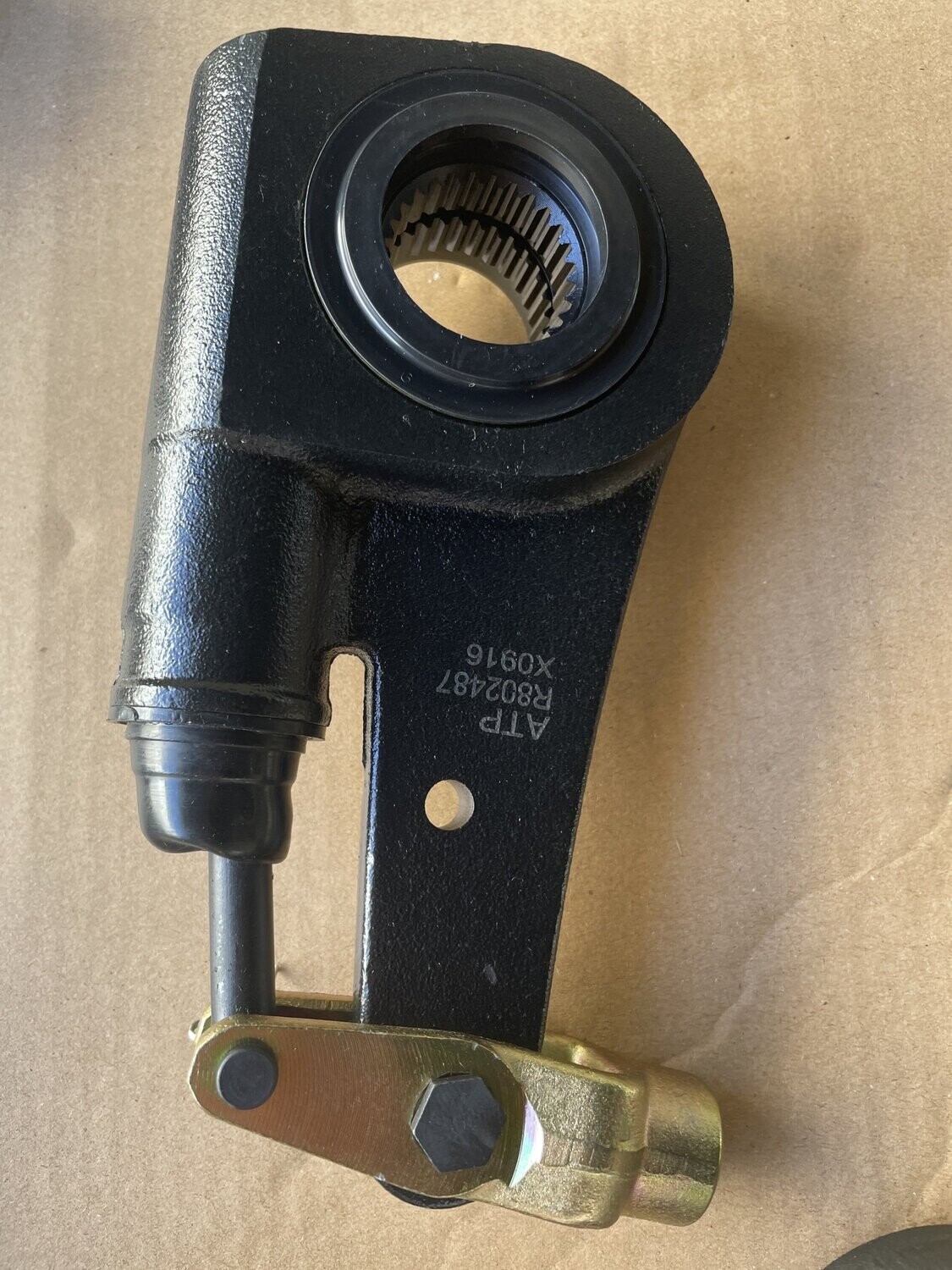 R802487 - Air Brake Automatic Slack Adjuster - 6 in Arm Length