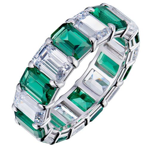 Emerald interval diamond ring