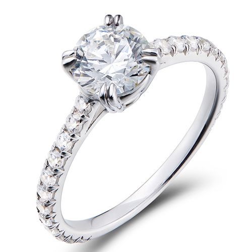 Brilliant love four-claw diamond ring
