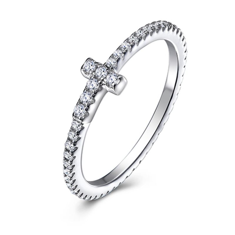 T-shaped diamond ring