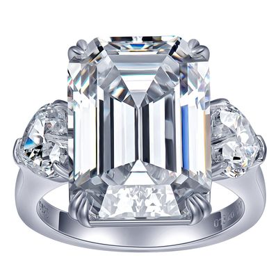 Tower-shaped big rock candy ring