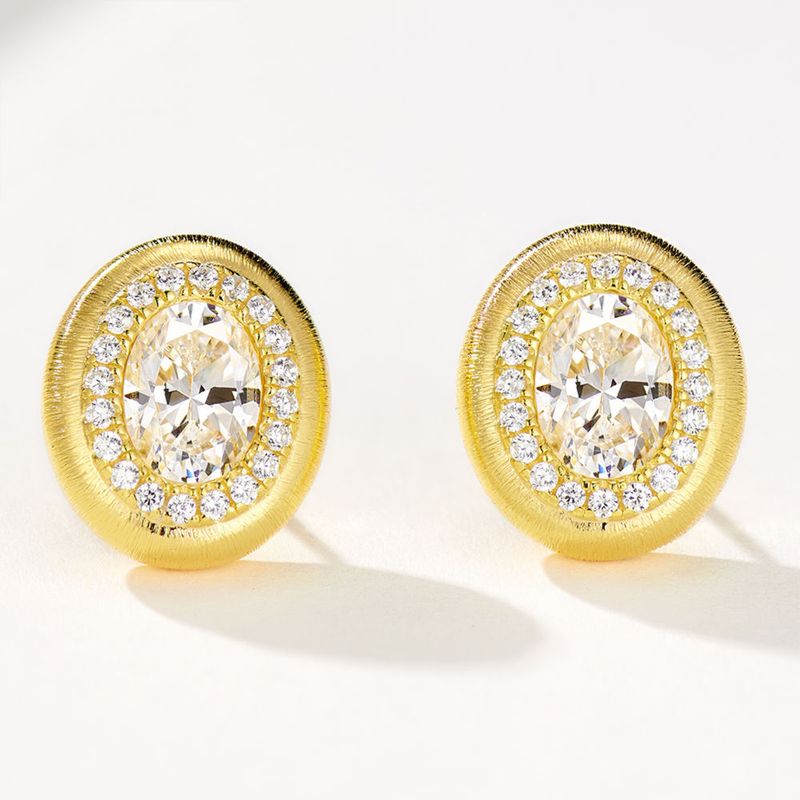 Round full diamonds 18K gold color
