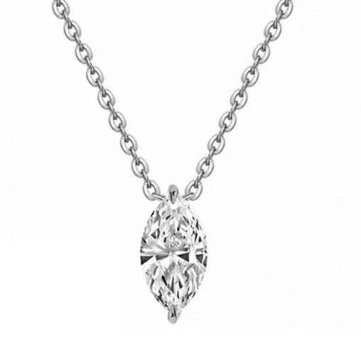 Horse eye clavicle necklace