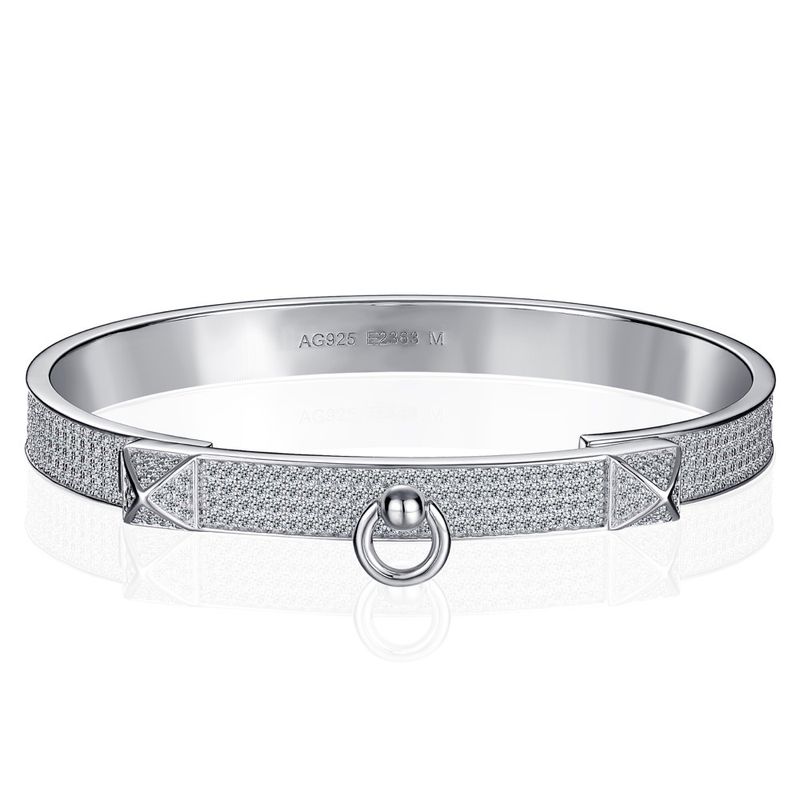 CDC gypsophila bracelet
