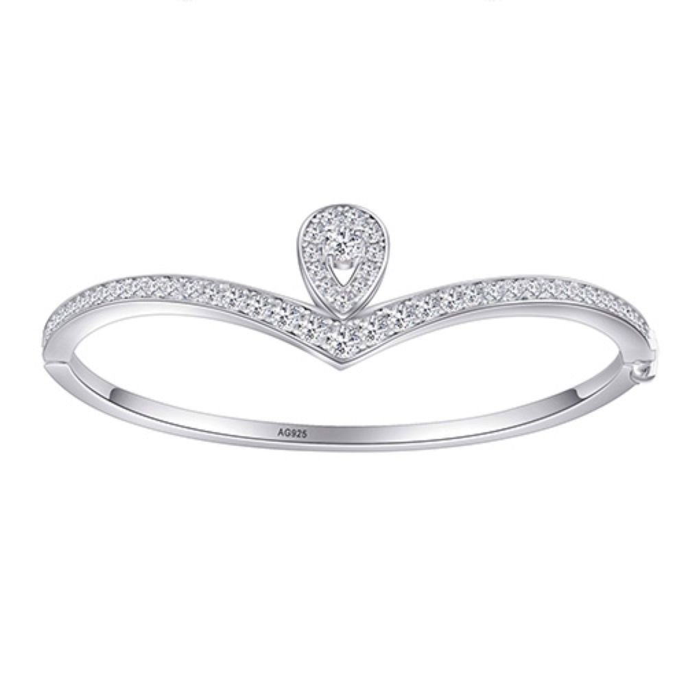 Teardrop diamond bracelet