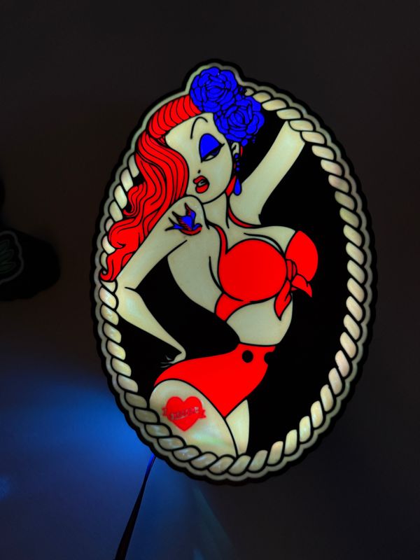 Pin-Up Glam LED Lightbox – Retro Fan Art, 3D Printed