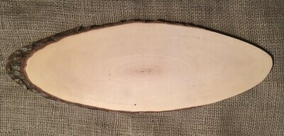 Rindenbrett Erle oval, ca. 50cm lang und ca. 18cm breit, ca. 2cm dick
