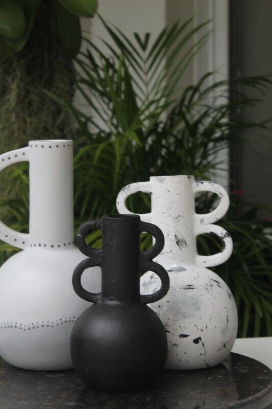 JARRONES BLACK &amp; WHITE