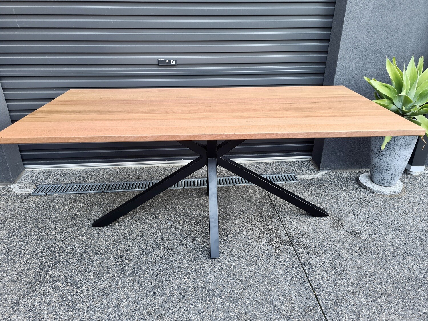 Dining Table Spider Legs
