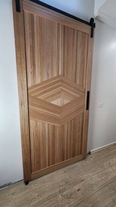 Brand Door Unique