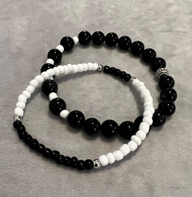 Black and White Beaded Bracelet Set