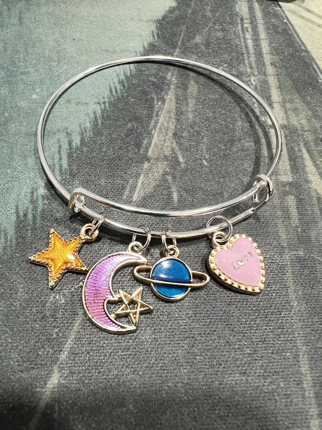 Expandable Bangle Bracelets with Charms