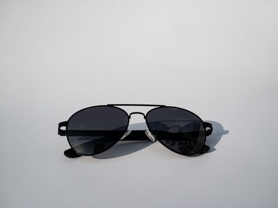 QUIÑONES. Lentes de Sol